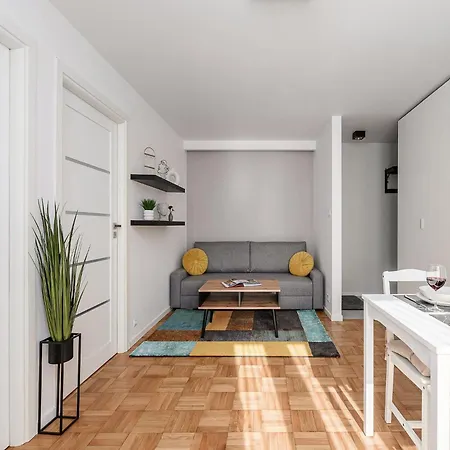 House In Porspoder By Du Bourg * وارسو
